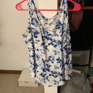 White sheer top w/ blue roses